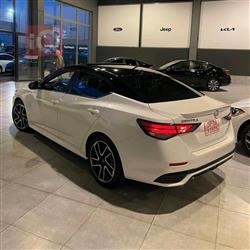 نيسان سنترا